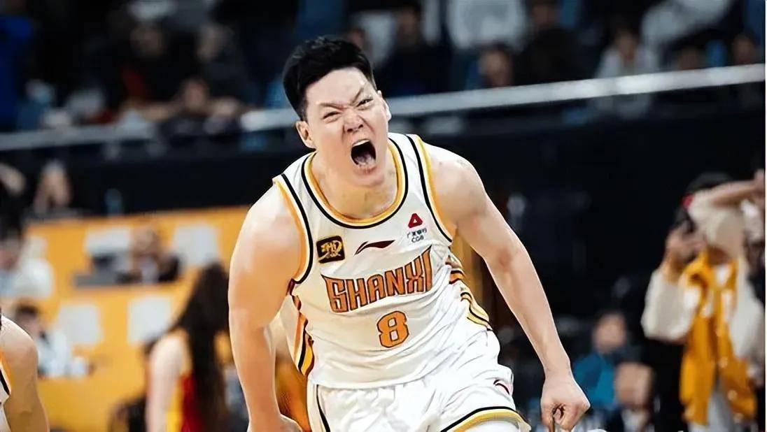 关于甘冈队主场失利，不敌昂热队的强势进攻的信息